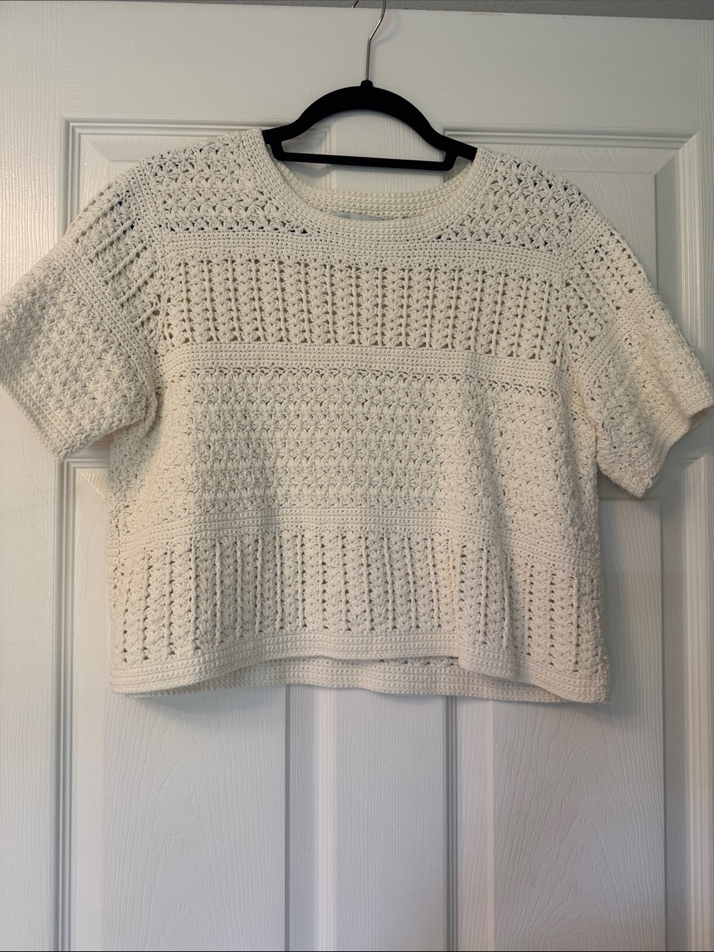 Amour Vert Cream Crochet Short-Sleeve Scoop Neck Sweater